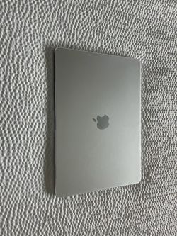 MacBook Air is 15inch iCloud locked