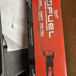 Milwaukee Oscillating Multi-Tool