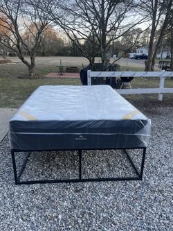 DreamCloud Premier Rest Queen Mattress 