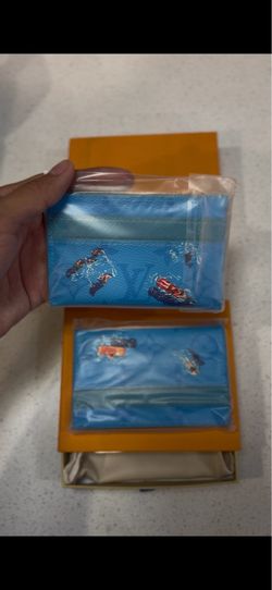 LV Cardholder