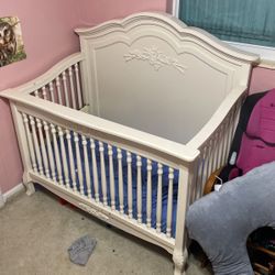 Baby Crib 
