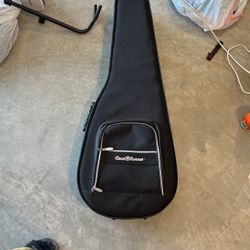 Roadrunner Guitar Hardcase