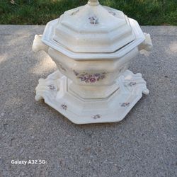 VINTAGE TUREEN 