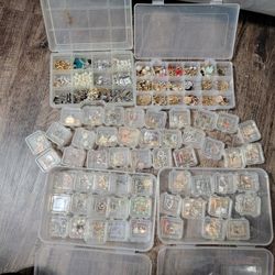 Hundreds of jewelry charms and pendants gemstone costume jewelry craft lot