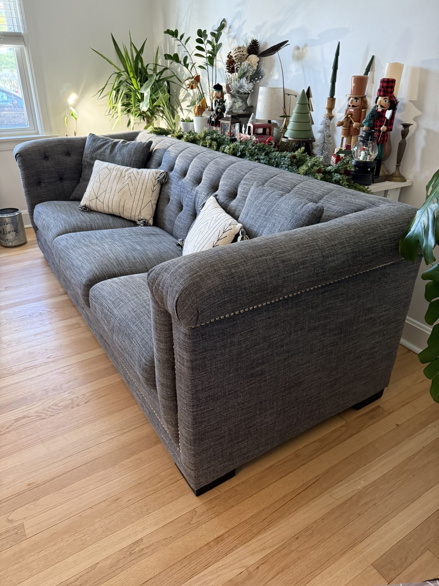 Sofa Like New