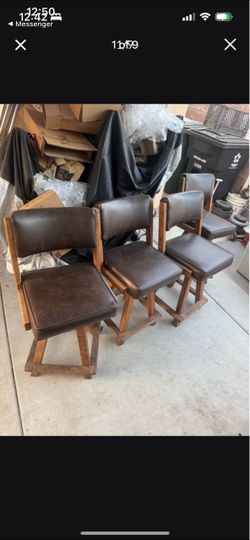 Lot of 4 indoor pieces