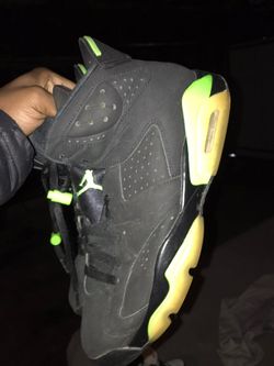 Jordan 6s Electric Green (Sz 11)