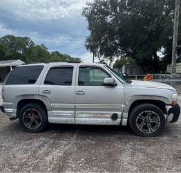Chevy Tahoe Full-Size SUV