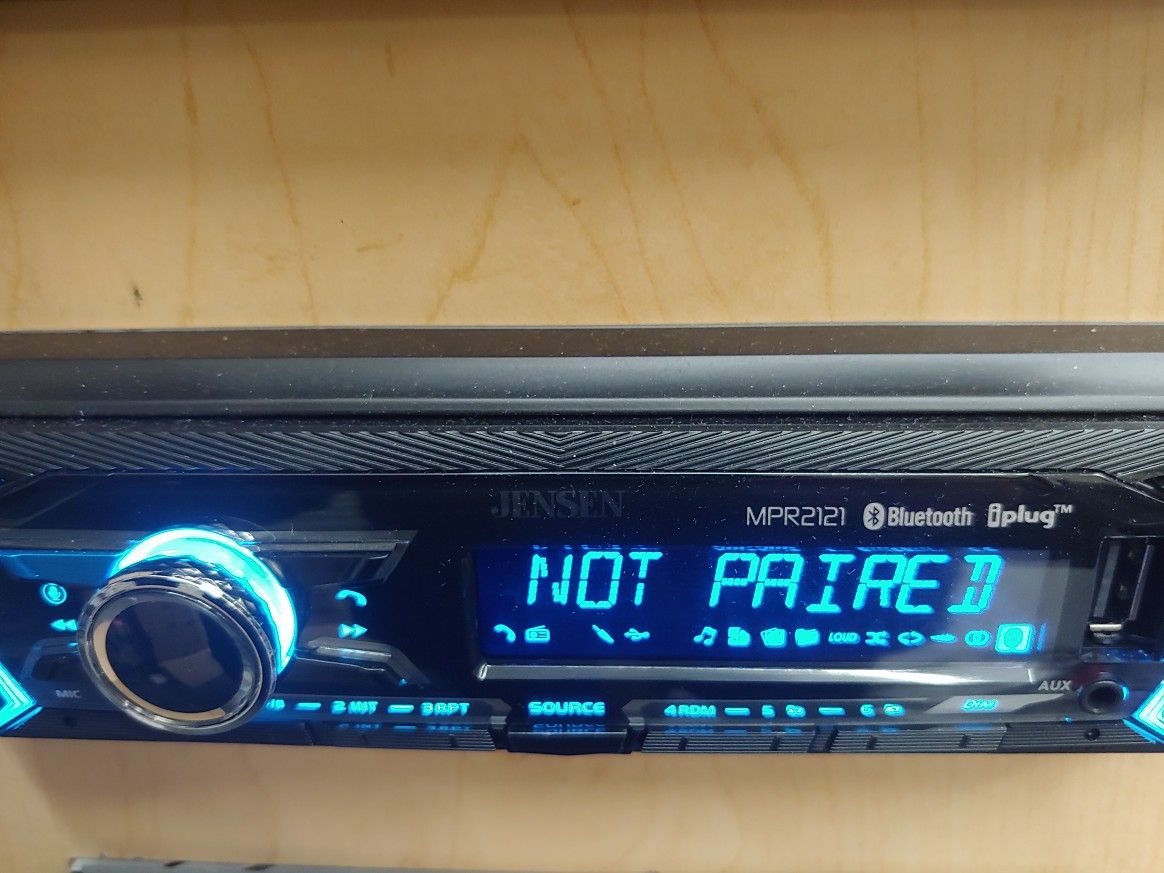 JENSEN DIGITAL MEDIA RECEIVED BLUETOOTH USB AUX NOT CD PLAYER 200 WATTS ( BRAND NEW PRICE IS LOWEST INSTALL NOT AVAILABLE )