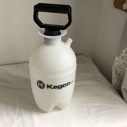 Kegco Deluxe Hand Pump  w/ 32 oz. Cleaner