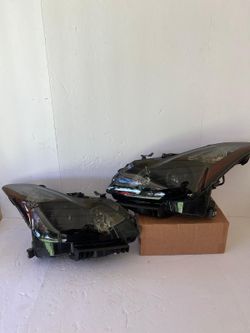 Infiniti G37 2D 2008-2013 Headlights
