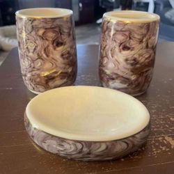 3-Piece Ceramic Bathroom Accessory set- NEW