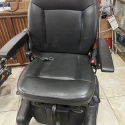 Electric Chair New Never Used 