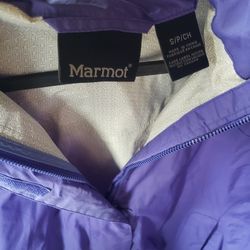 Small Women's Marmot Rain Jacket Purple Like New!