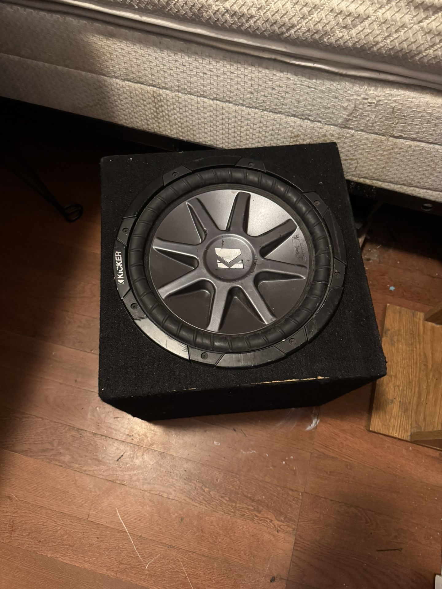 12in Kicker Sub