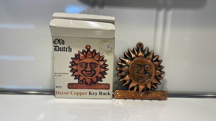 Old Dutch Decorative Copper Sun Key Rack