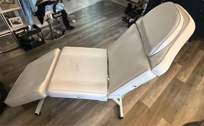 Massage/Lash table/facial chair