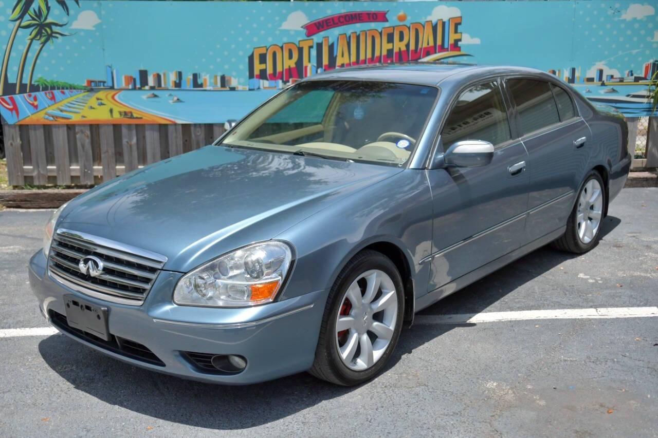 2005 INFINITI Q45