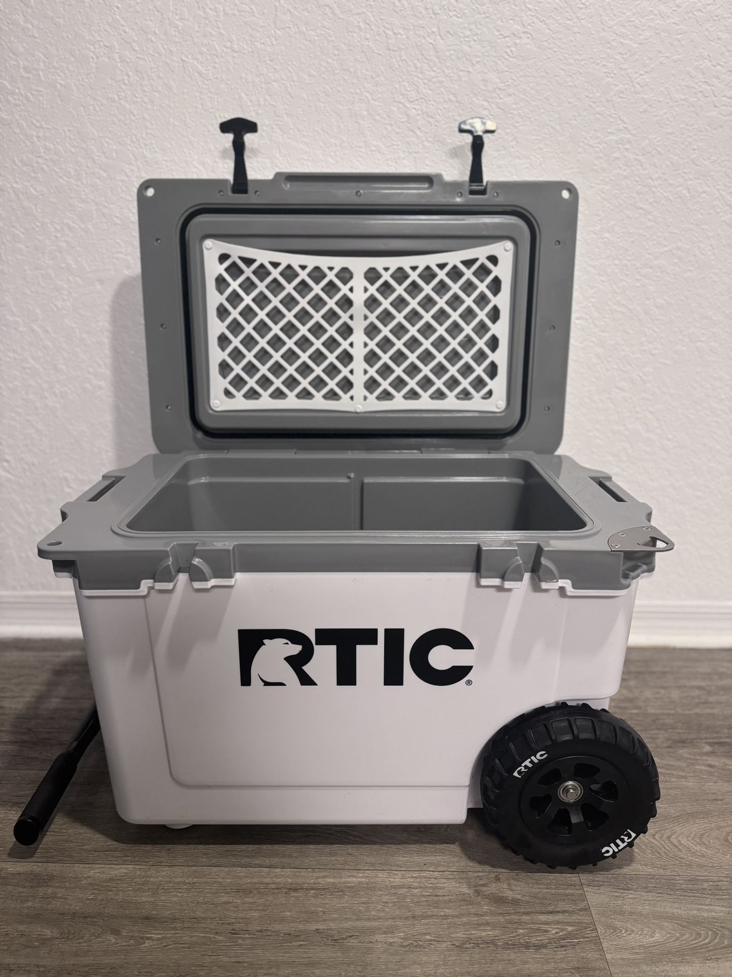 Rtic Coolers 