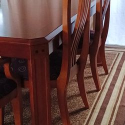Wood Dining Table 6 Chairs.. Nice Taken Care ofo