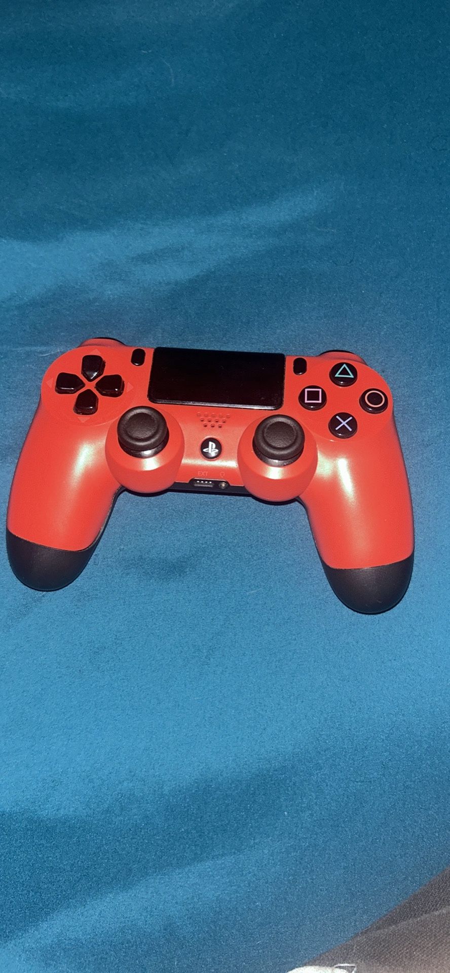 Ps4 Controller and Game