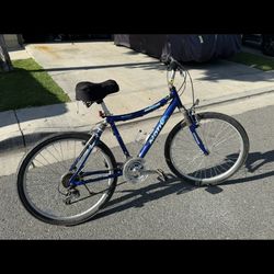 Nice. Man. Bicycle.  Only. $ 40. Cash.  