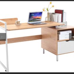 Computer Desk with Storage Space 