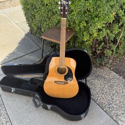 Fender acoustic guitar Beautiful  😻.