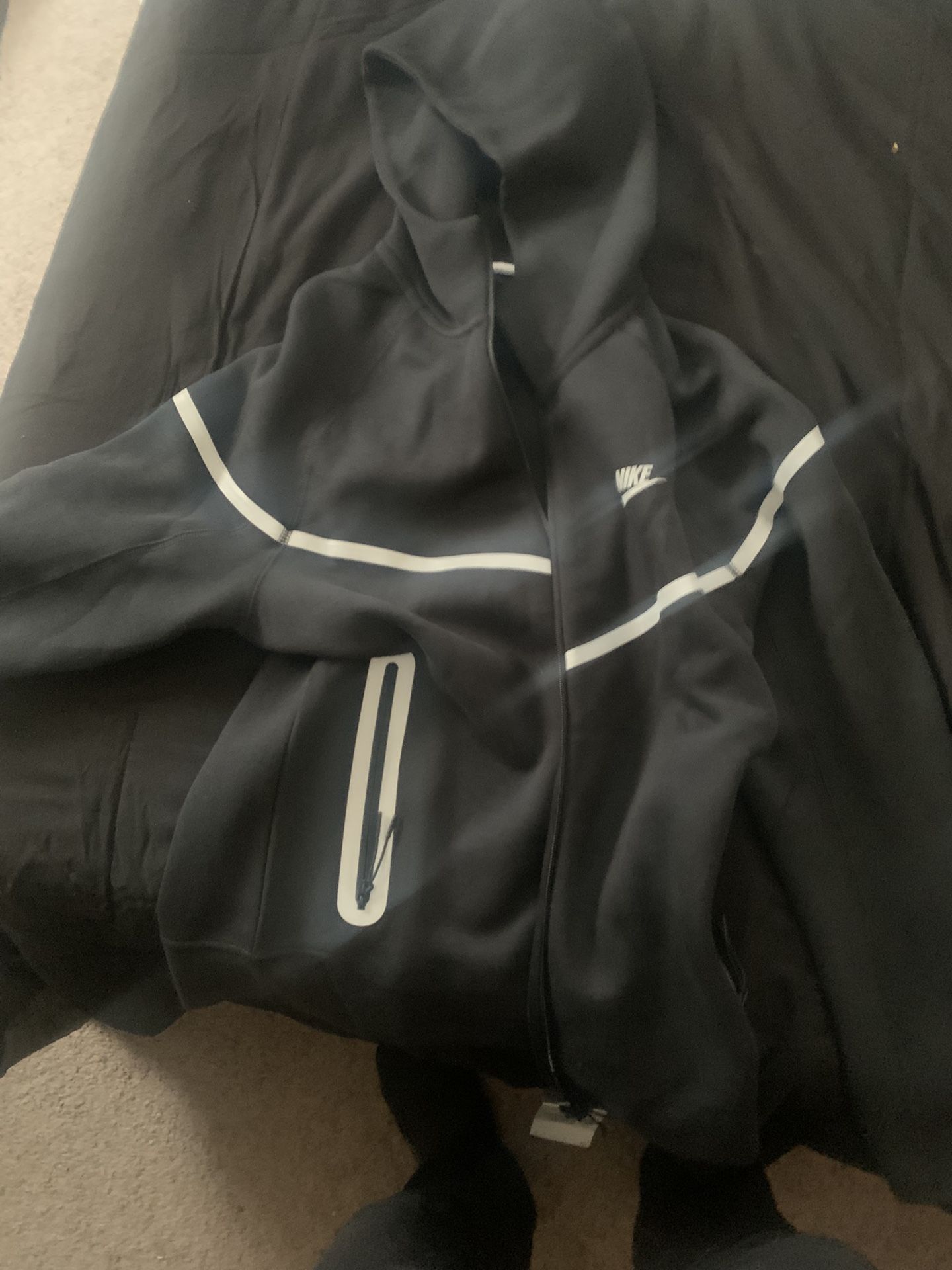 Black And White Nike Tech