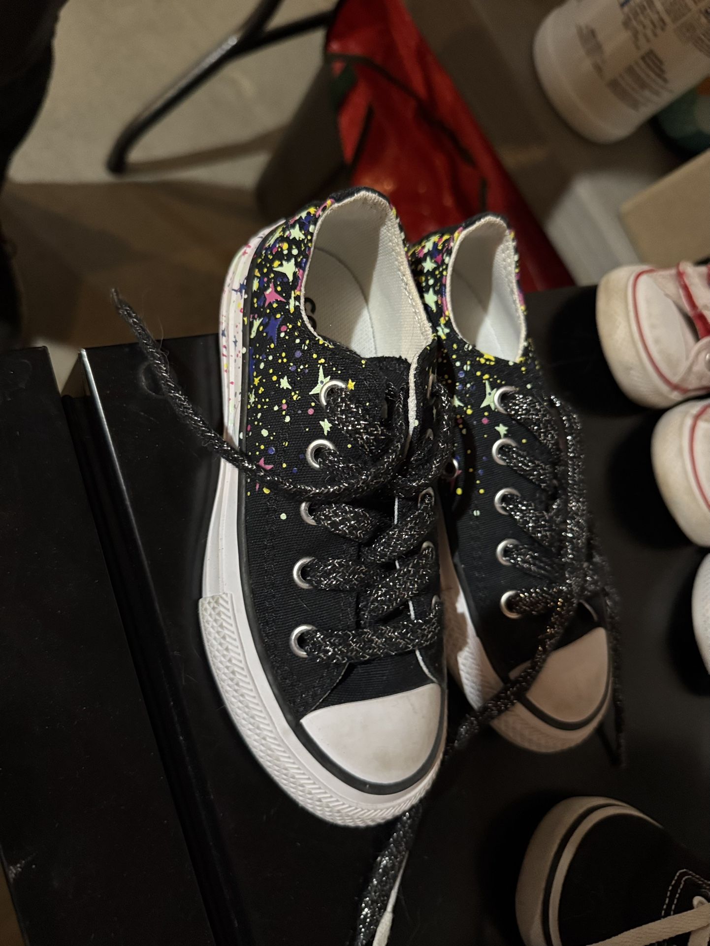 Converse Toddler Sneakers Size 11