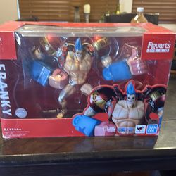Franky one piece statue
