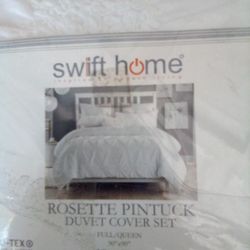 Swift Home Rosette Pintuck Duvet Covers That