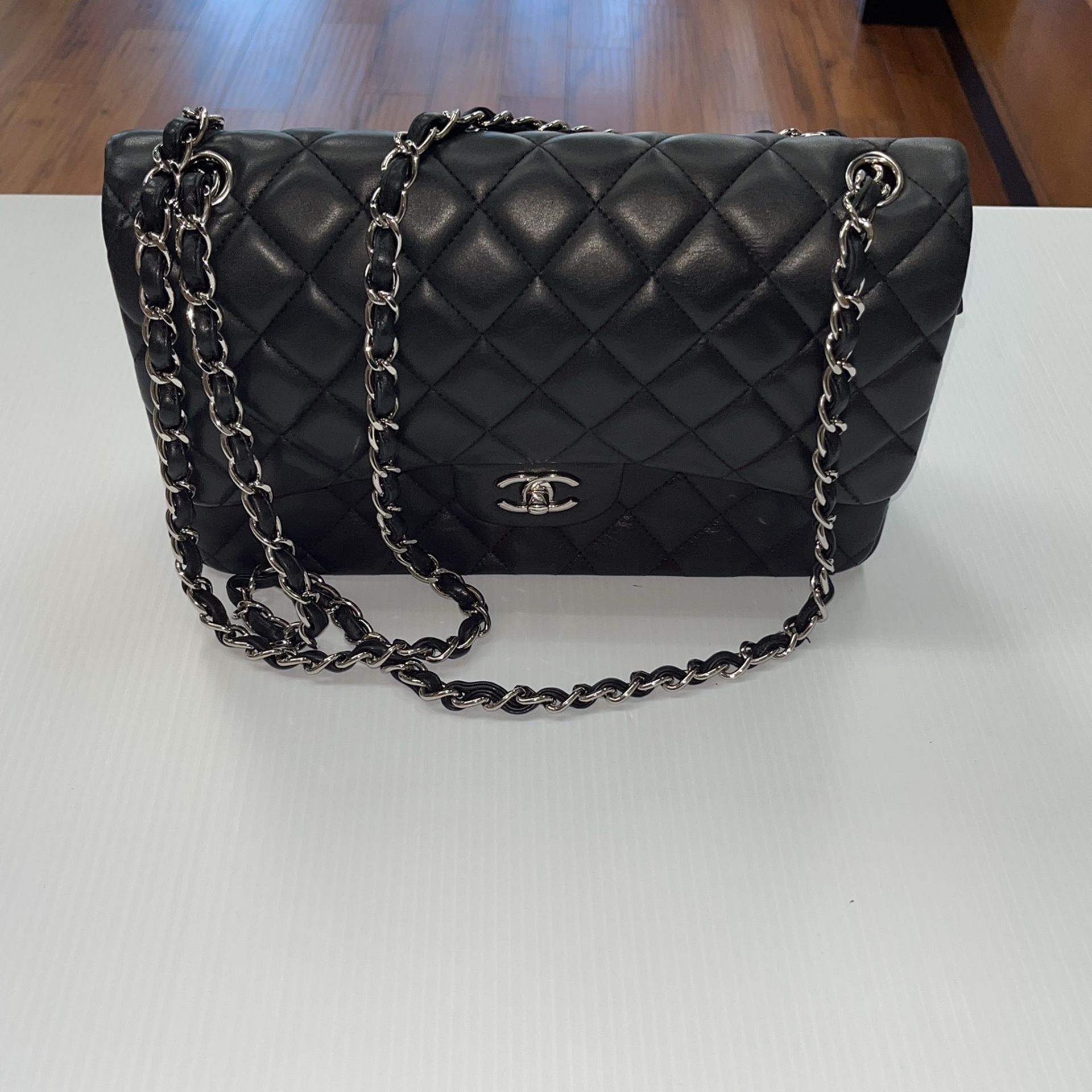 Chanel Purse, No Box, No Dust Bag, In Good Condition, Entrupy Verified