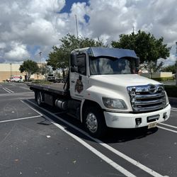 HINO 