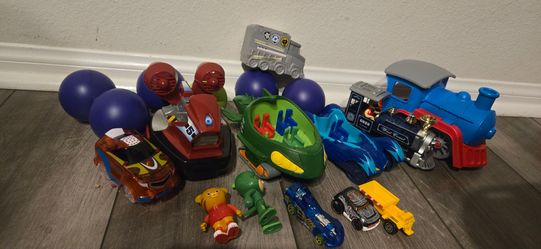 Large Mixed Toy Bundle - PAW Patrol, PJ Masks, Daniel Tiger & More