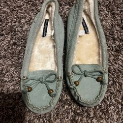 Women’s American eagle mint green moccasins. Size 7