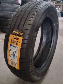 225/55/19 Set Of Tires