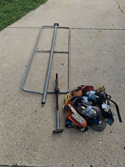 Cargo load bar and 18 straps