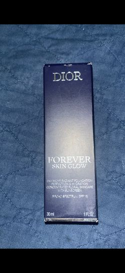 Dior Forever Skin Glow Foundation