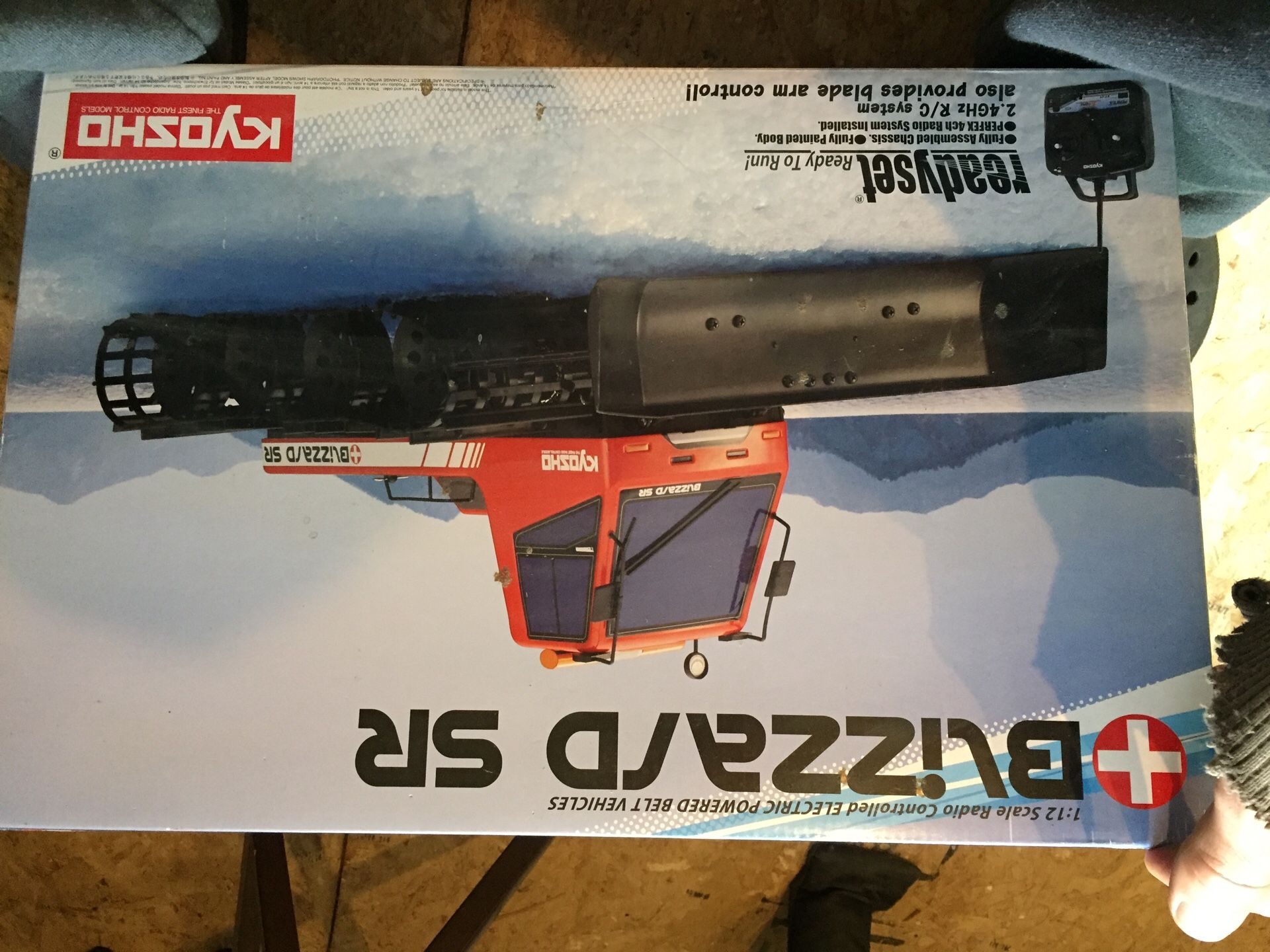 Kyosho blizzard sr rc snowcat
