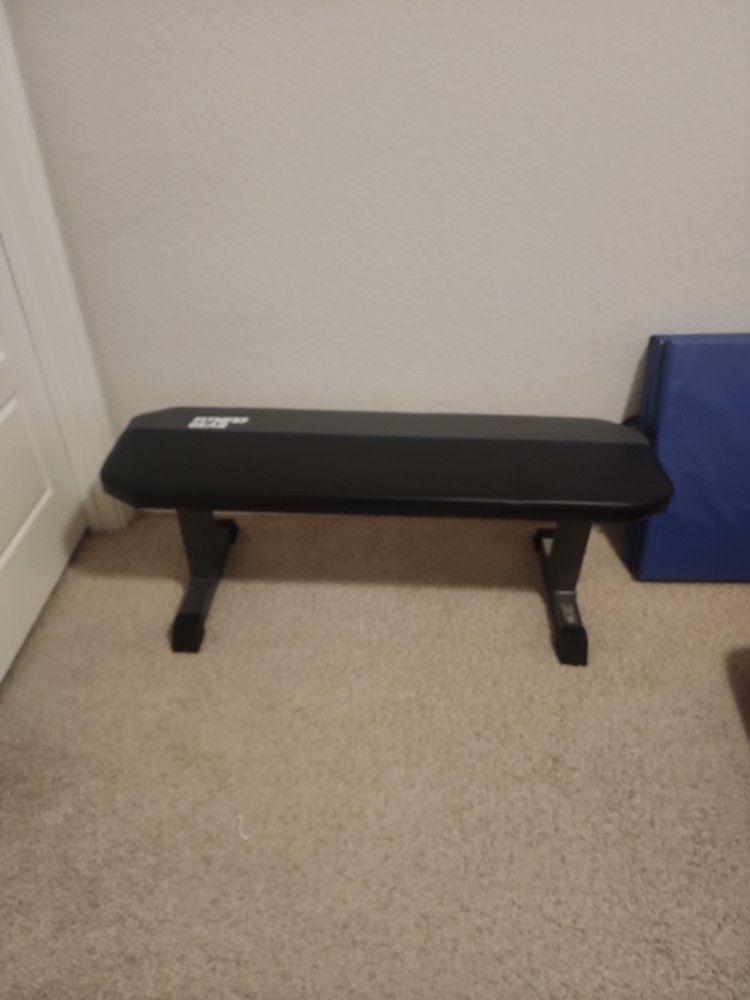Flat Bench - Home Gym