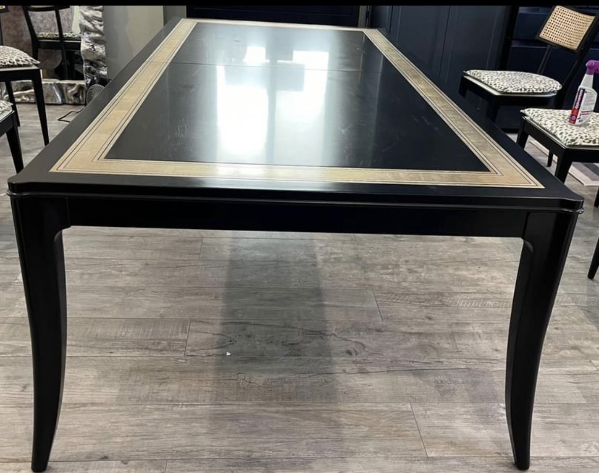 Caracole Dining Table