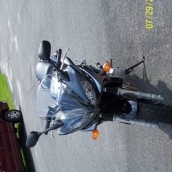 2005 Yamaha FZ6