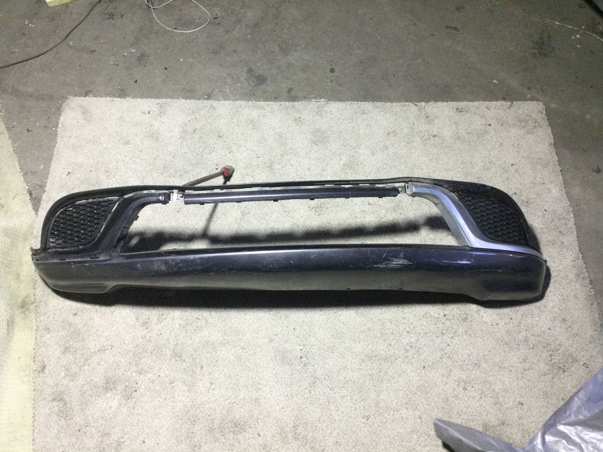 2014 2015 2016 Jeep Grand Cherokee Front Lower Bumper