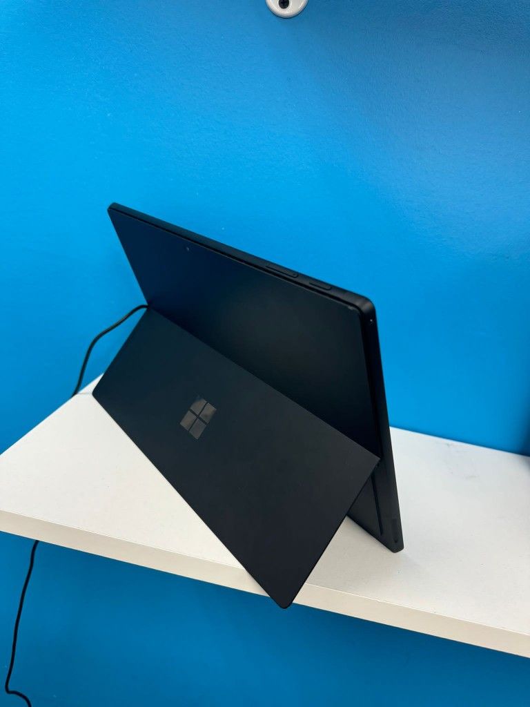 Microsoft Surface Pro 3 - Laptop Pay $1 To Take It Home Today and pay the rest later.