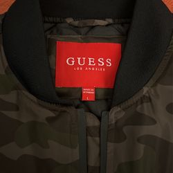 guess camo puffer