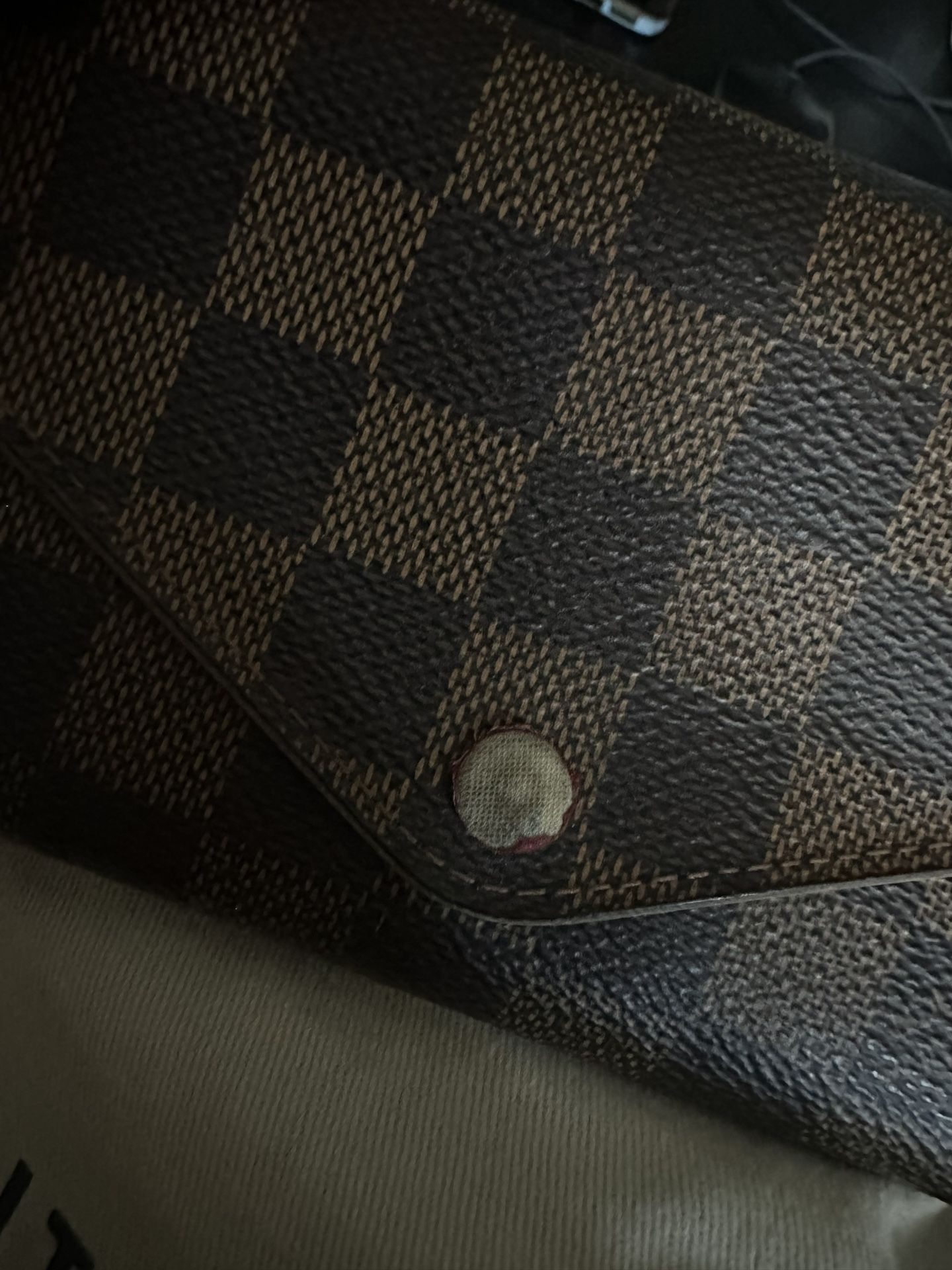 AUTHETIC Louis Vuitton WOC for Sale in Renton, WA - OfferUp