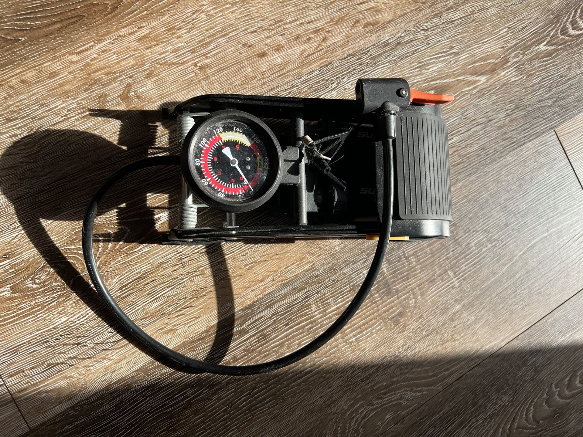 BRAND NEW FOOT PUMP