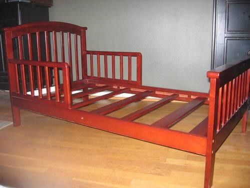 FREE Dorsel Jardine Newton Toddler Bed Model 2111G00 Solid Wood Cherry Finish