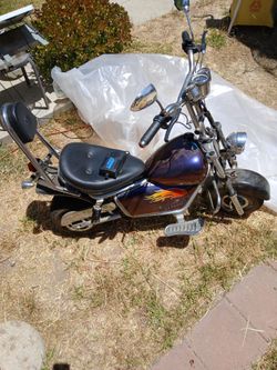 Electric mini bike